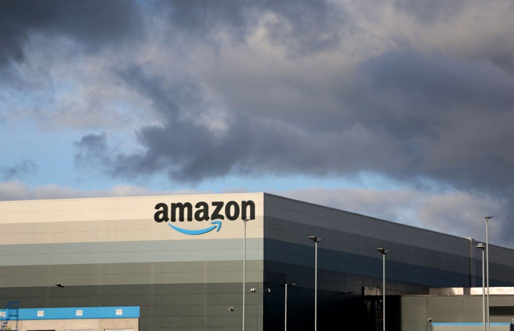 Amazon orienta vendedores a falaram mal dos concorrentes em meio à corrida da Inteligência Artificial | Inteligência Artificial