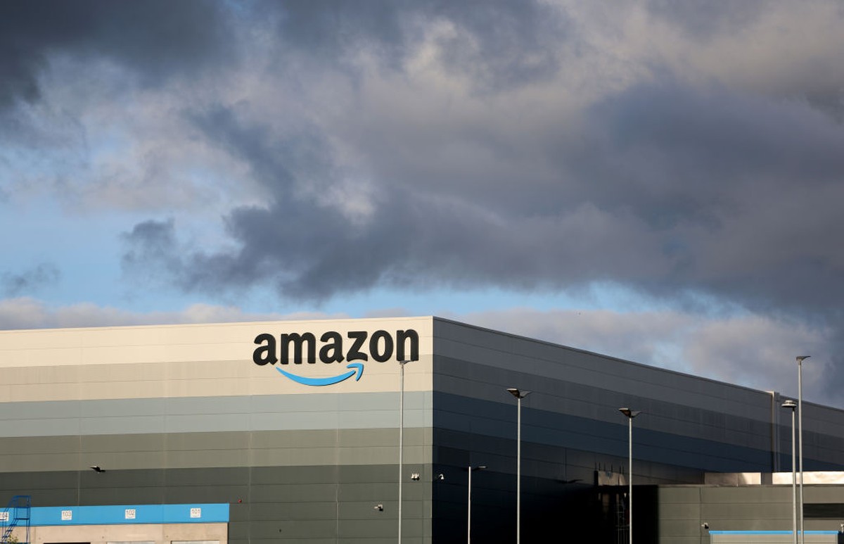 Amazon orienta vendedores a falaram mal dos concorrentes em meio à corrida da Inteligência Artificial | Inteligência Artificial