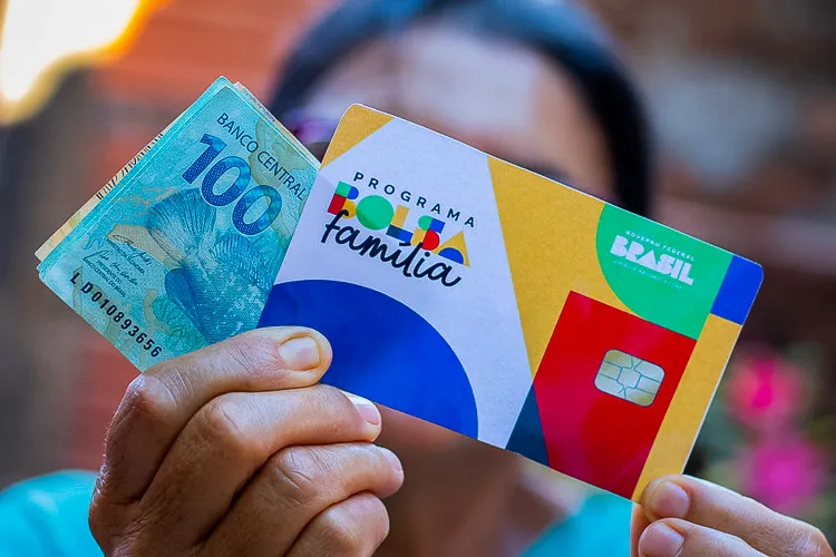 Beneficiários receberão valor inédito de R$ 850 em agosto: quem tem direito?