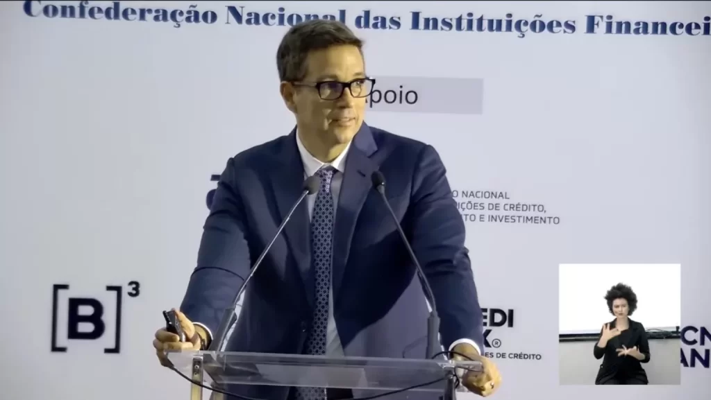 Cadastro positivo será analisado por IA, diz BC- Finsiders Brasil