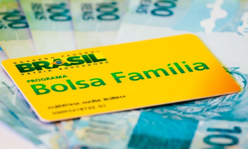 Descubra como beneficiários do Bolsa Família podem acessar novo empréstimo na Caixa, confira agora!