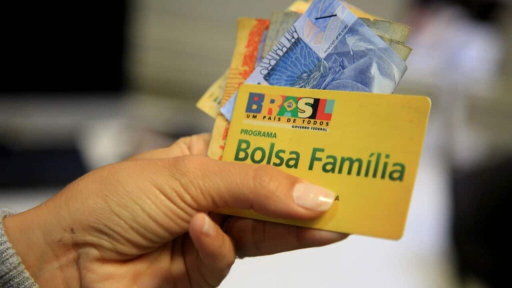 Descubra quem pode receber o Bolsa Família antecipadamente e acelere seus benefícios!