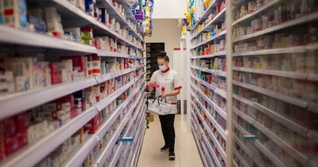 Governo corta orçamento de programas sociais em 2025: saiba as mudanças.