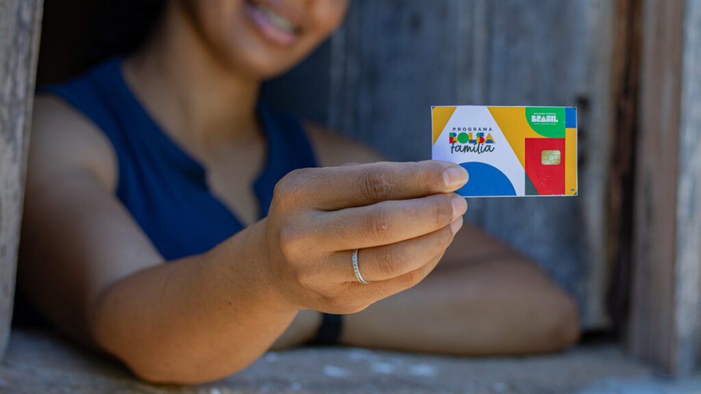 Liberação do Abono Natalino do Bolsa Família 2024 pelo Caixa Tem: Confira as novidades!