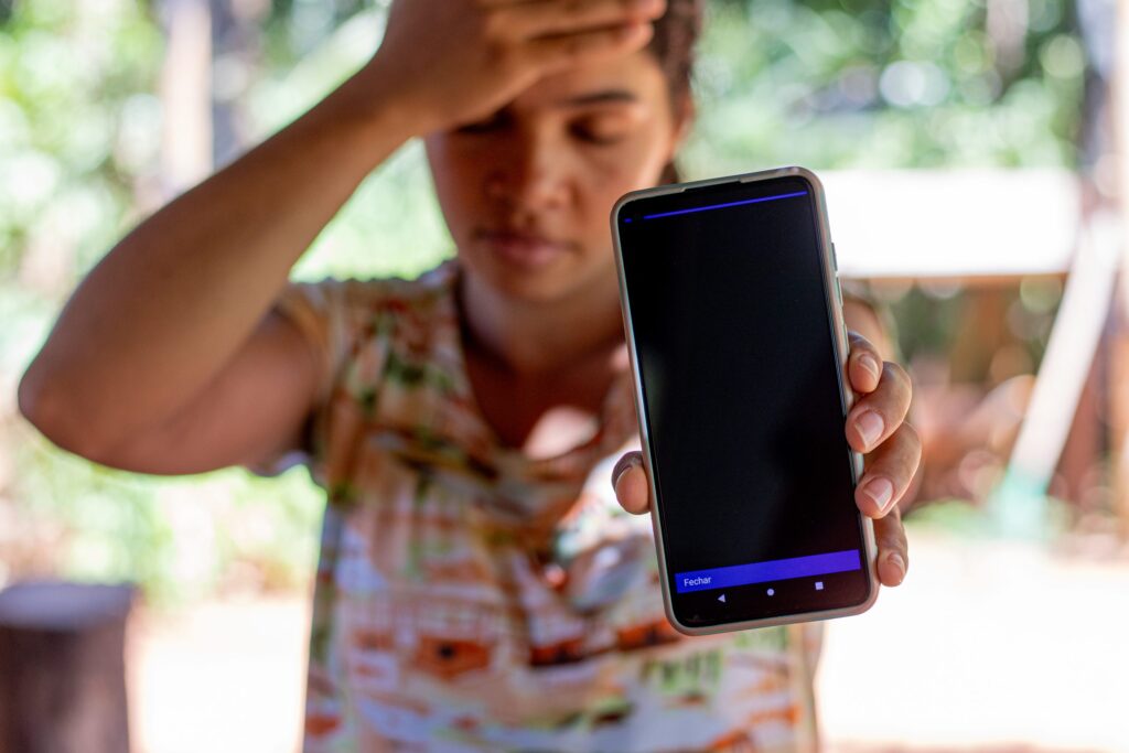 Ministério do Desenvolvimento Social alerta sobre golpes no Bolsa Família e causa revolta nos brasileiros