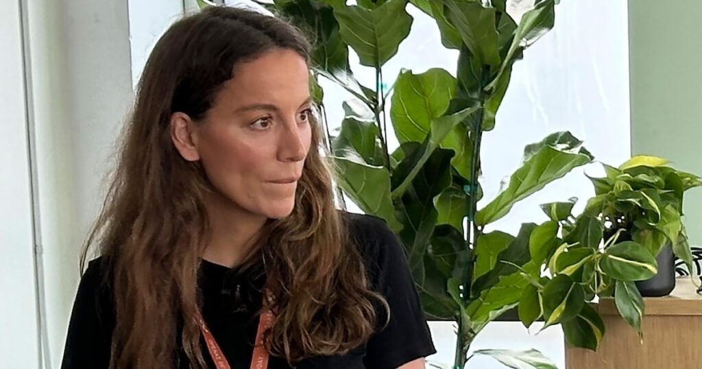 A saída da ‘mãe do ChatGPT’ sinaliza que a OpenAI quer se transformar em uma máquina de dinheiro