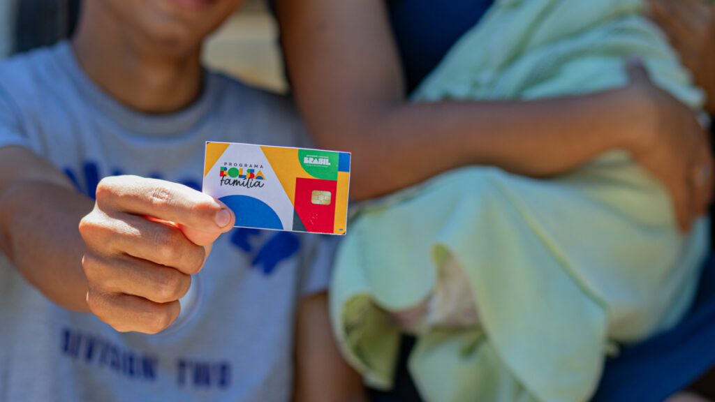 Bolsa Família libera parcela de R$ 600 em setembro com 6 bônus extras