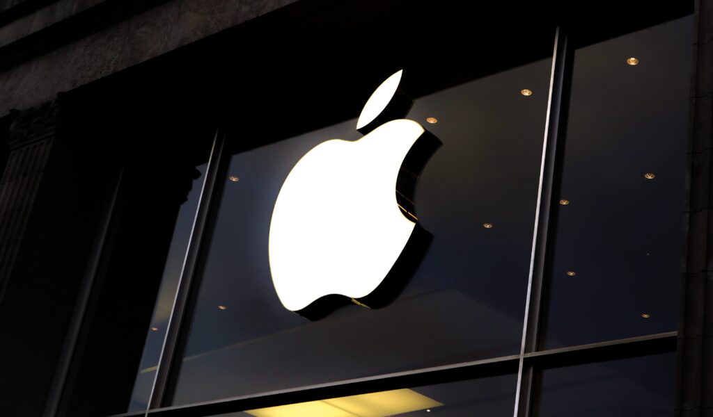 Apple leva ChatGPT para iPhone, mas desiste de financiar OpenAI