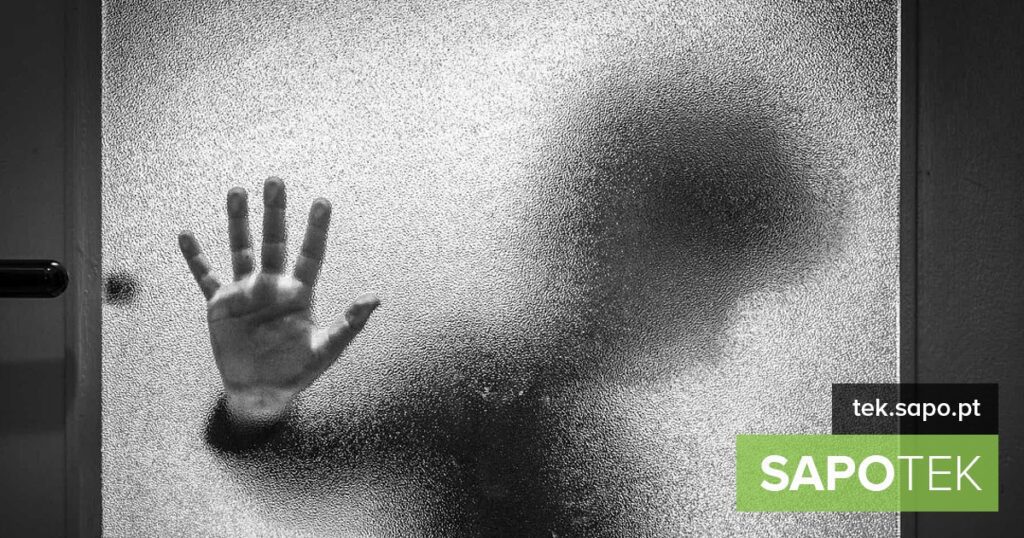 Inteligência artificial preocupa especialistas por aumento de pornografia infantil - Internet