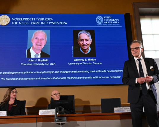 Nobel de Física 2024 premia pioneiros da inteligência artificial