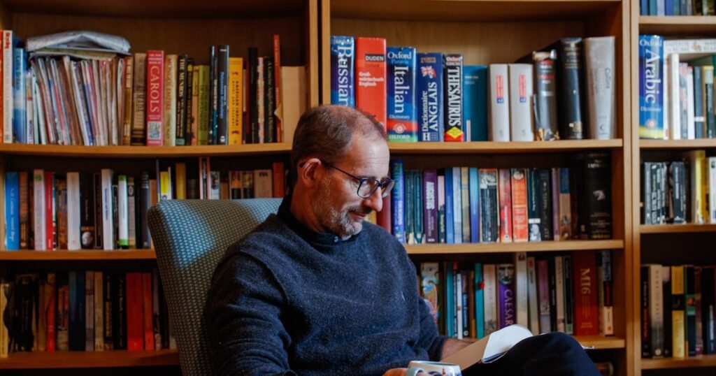 Quem é o investigador da OpenAI que combate desinformação política gerada pelo ChatGPT