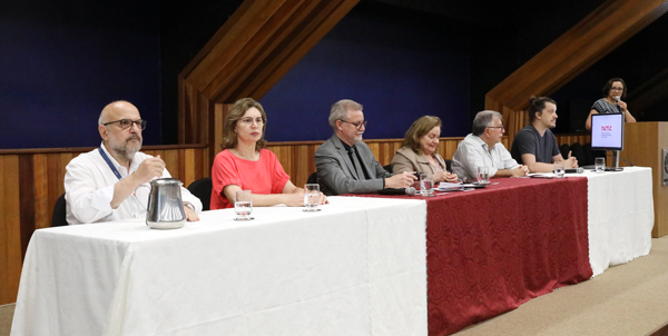 Na Unicamp, especialistas debatem impactos da inteligência artificial generativa