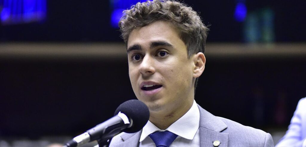 Nikolas Ferreira é acusado de usar Chat GPT ao defender escala 6x1