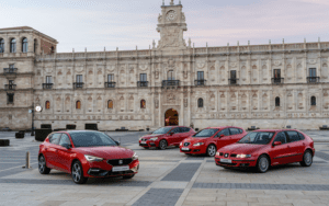 blog 4 Seat LEON 25 anos de uma lenda – A nova versão da 4.ª geração do SEAT Leon, com faróis Matrix LED e um motor 1.5 e-HYBRID com uma autonomia elétrica de 133 km – Sabia que, Curiosidades sobre Carros / Automóveis