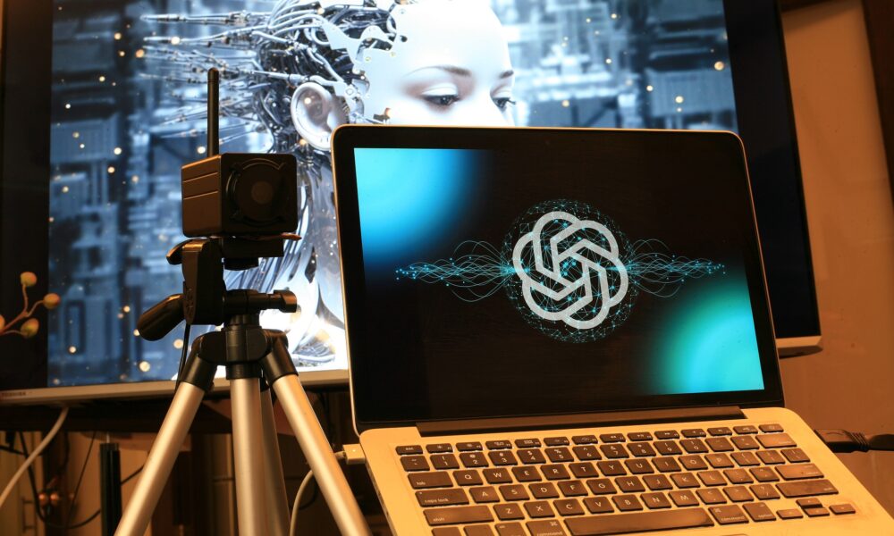 ChatGPT pode expor usuários a riscos de phishing e fraudes