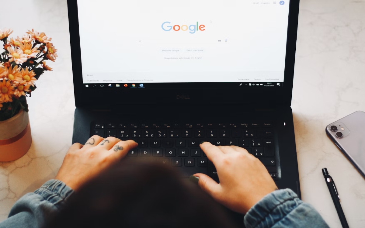 Google Chrome ganha recurso de IA para proteger usuários contra golpes online
