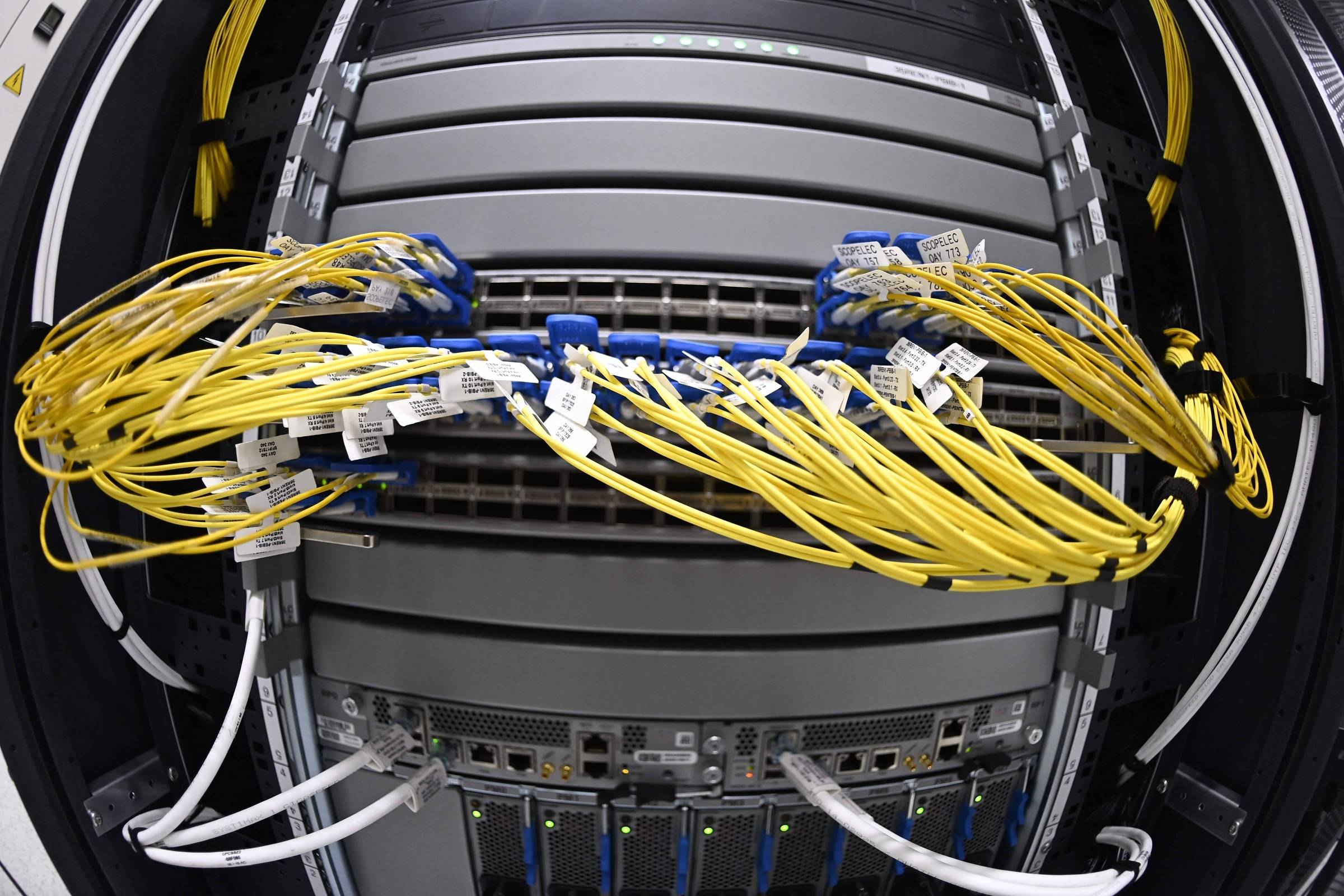 Inteligência artificial e data centers: um caminho sustentável é possível? - 05/12/2024 - Opinião