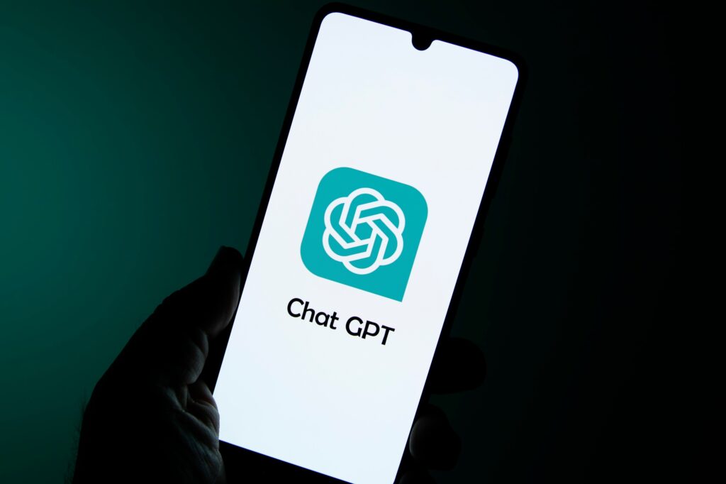 Já pensou em ligar para o ChatGPT? Agora, isso é possível!