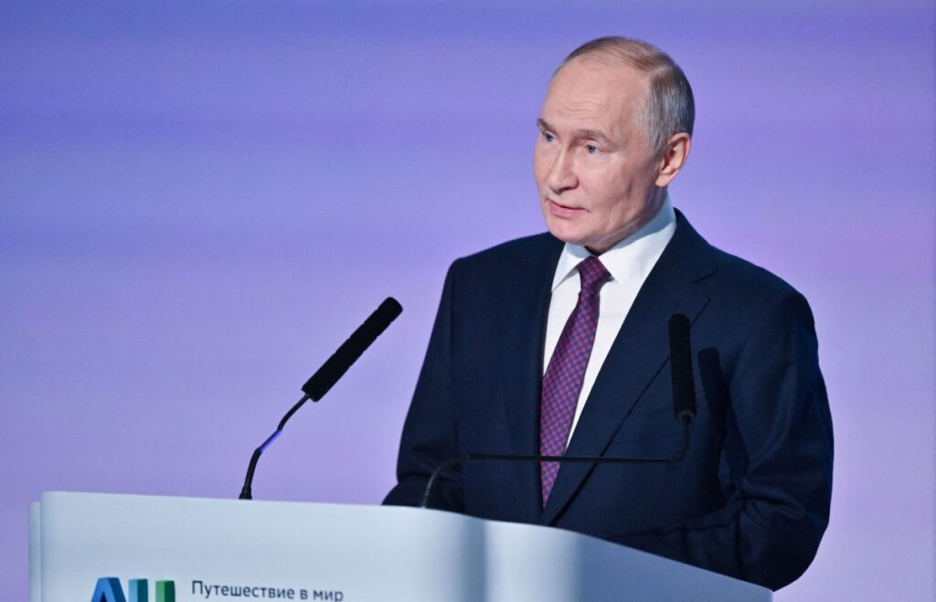 Putin elogia presidente dos EAU por esforços no desenvolvimento de inteligência artificial