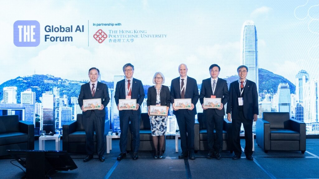 Reitor da UPM particia no Fórum Internacional de Inteligência Artificial do Times Higher Education e aborda educação interdisciplinar