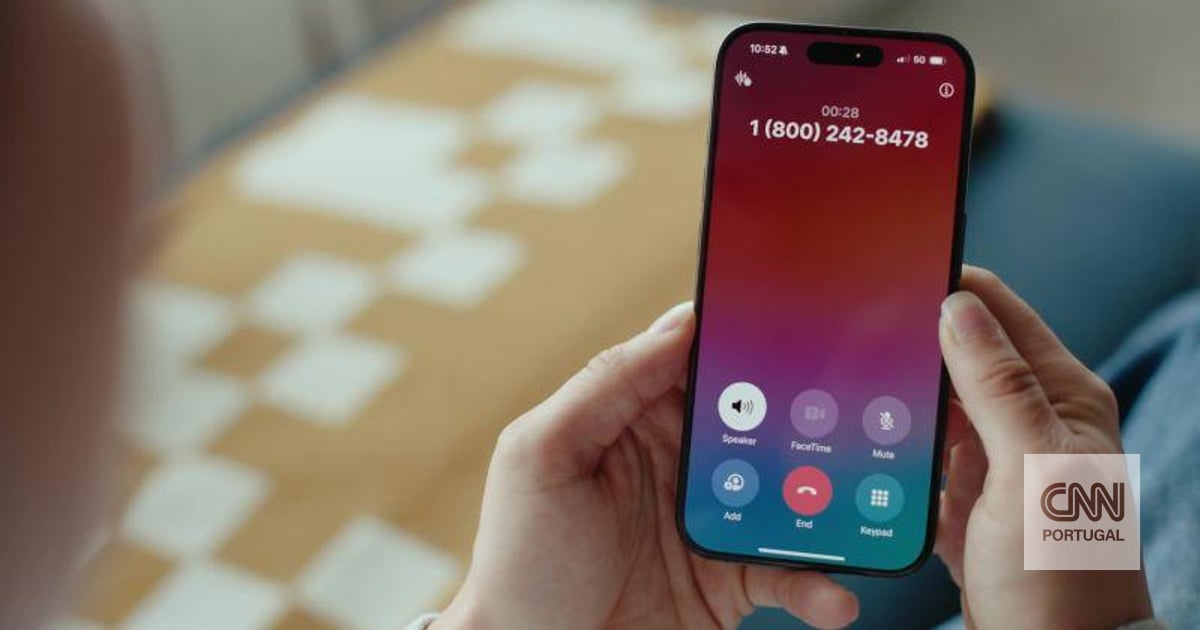 Telefonámos para o 1-800-ChatGPT. Isto foi o que aconteceu