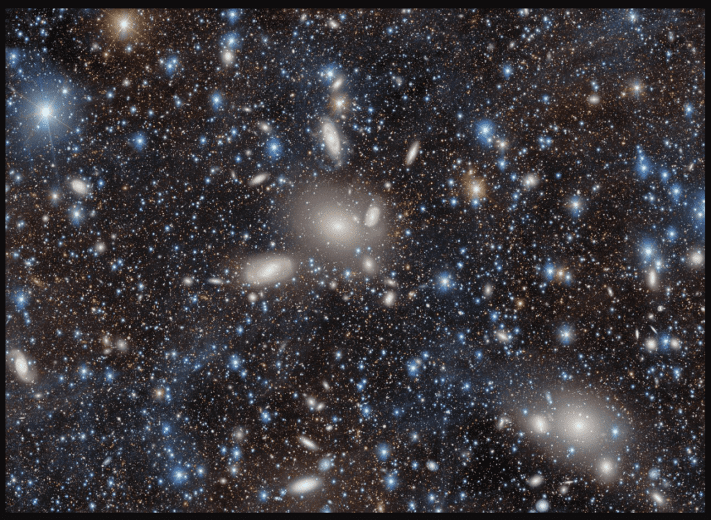 A Dark Energy Camera Capturou o Brilho das Galáxias do Aglomerado de Antlia