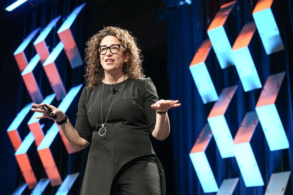 “A inteligência artificial vai aumentar ainda mais a desigualdade no Brasil”, diz a futurista Amy Webb | Tecnologia