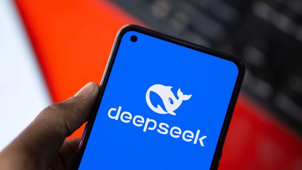 DeepSeek: Quem é o 'pai' da inteligência artificial chinesa?