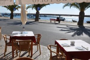 blog 4 Nada de estrelas Michelin: estes são os melhores restaurantes do Algarve para o ChatGPT