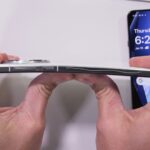 OnePlus 13 e 13R encaram arranhões, fogo e curvatura em teste de durabilidade