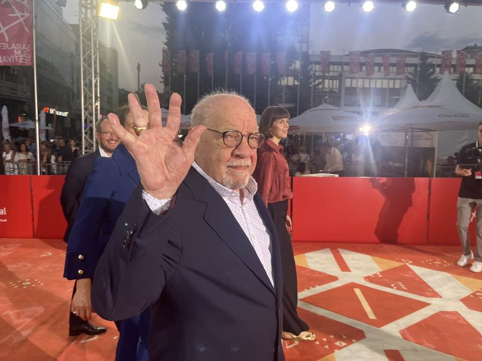 Paul Schrader diz que ChatGPT pode escrever roteiros originais