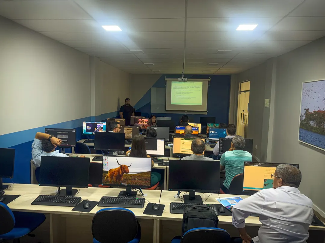 Servidores da Sefaz e Seres iniciam treinamento em IA pelo CapacitIA