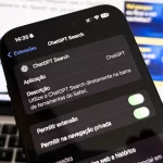 Imagem extensão ChatGPT no Safari do iOS