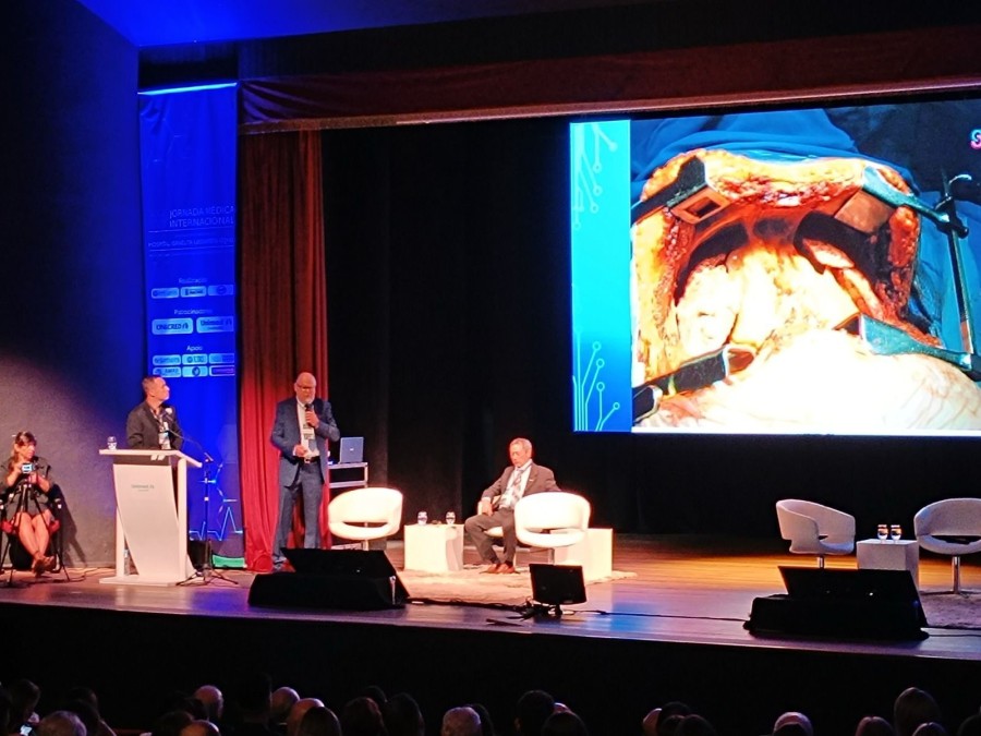 Prefeitura Municipal de Erechim - Inteligência Artificial e Tecnologia 3D em cirurgias de cabeça e de pescoço são temas da Jornada Internacional de Medicina