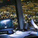 Tradutores afirmam que inteligência artificial ameaça extinguir a profissão - Atualidade