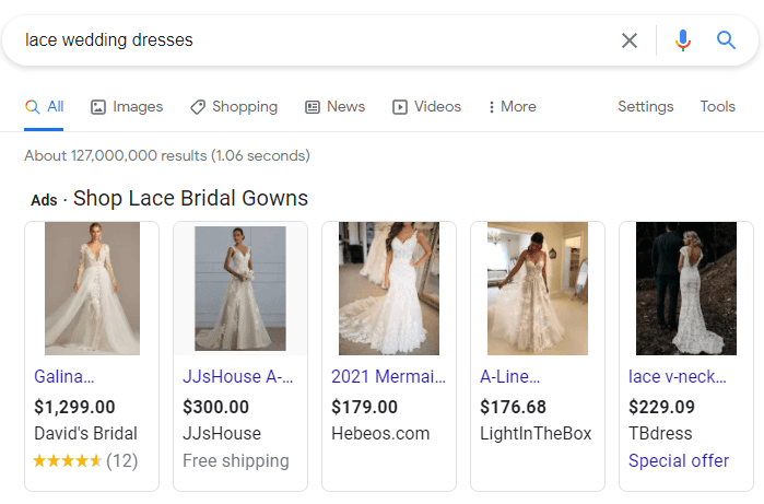 Anúncios de compras do Google no topo dos resultados da pesquisa para vestidos de noiva