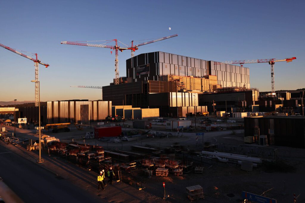 Fusão nuclear: tecnologia pode acabar com crise climática? - 17/08/2025 - Ronaldo Lemos