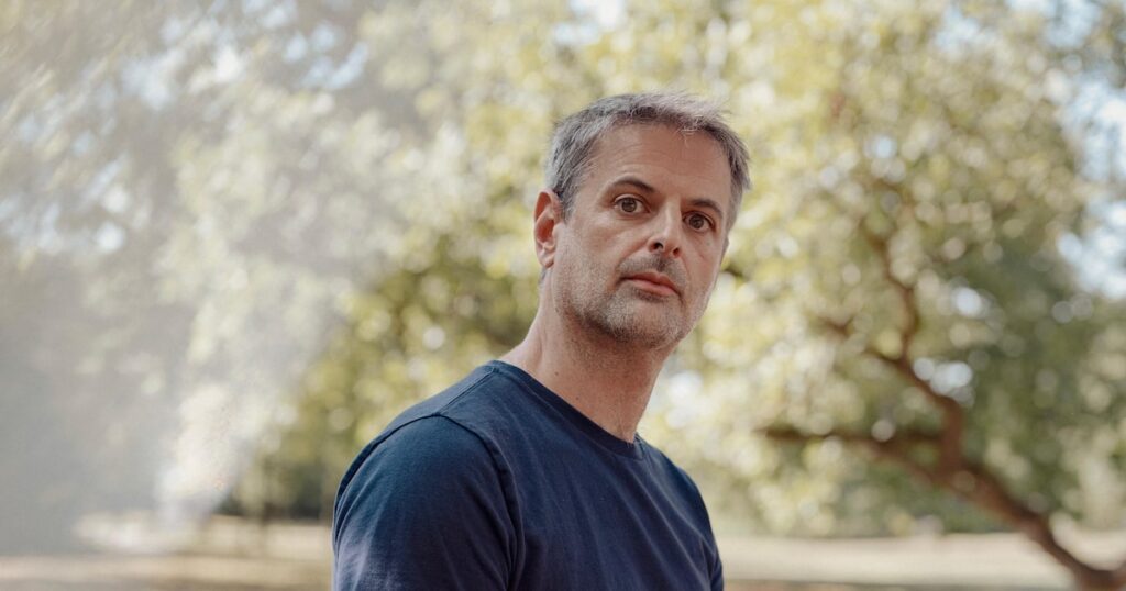 Usuários do ChatGPT criticam nova IA da empresa por ser ‘fria demais’ nas conversas; entenda