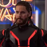 Ares mostra inteligência artificial de Jared Leto invadindo a realidade