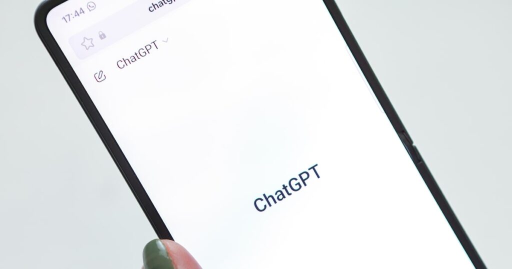 O que as pessoas perguntam ao ChatGPT? Chatbot não é tão usado para trabalho; veja estudo