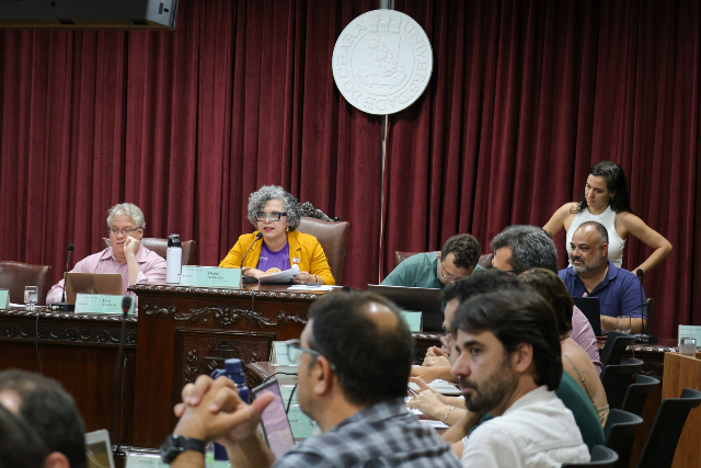 Integrantes do CEPE reunidos no salão