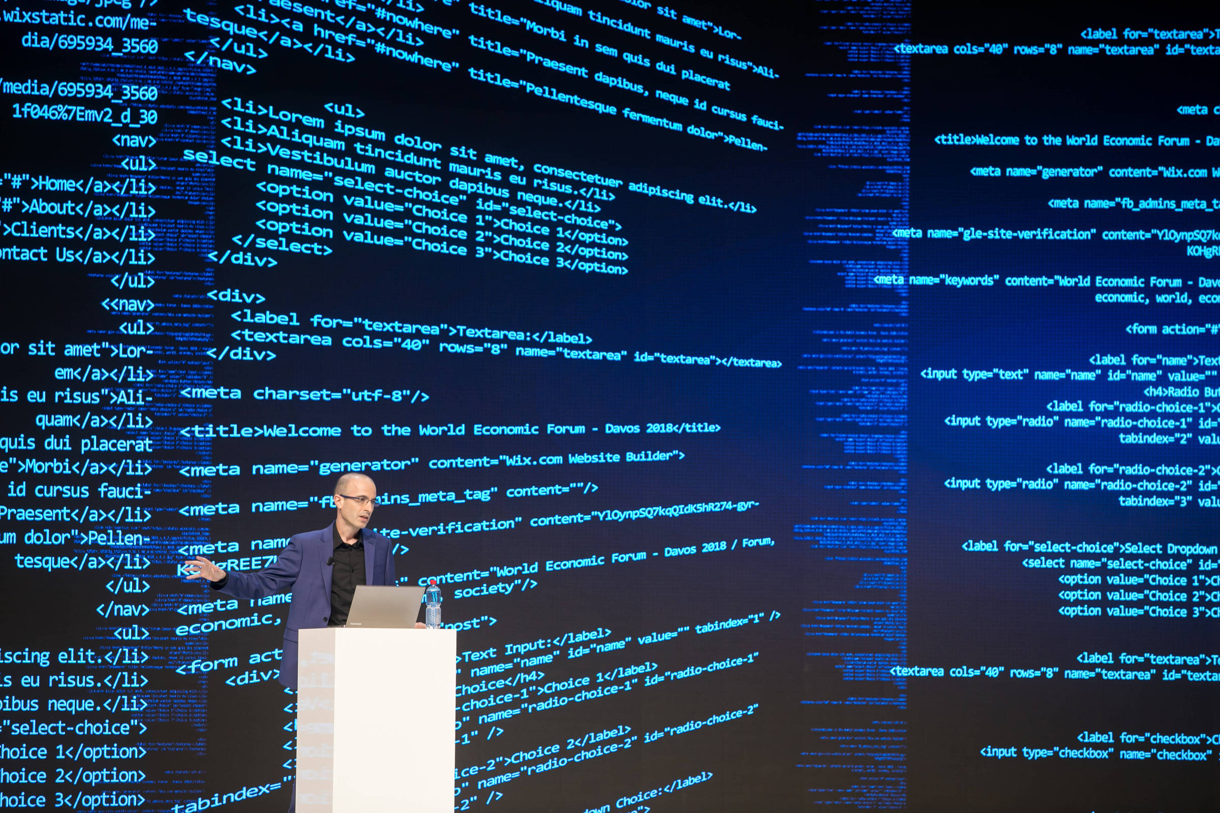 Harari: trabalho do futuro precisará de físico e coração - 06/11/2025 - Tec