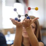 M. Resnick: IA tem resposta; educação precisa de pergunta - 04/11/2025 - Educação